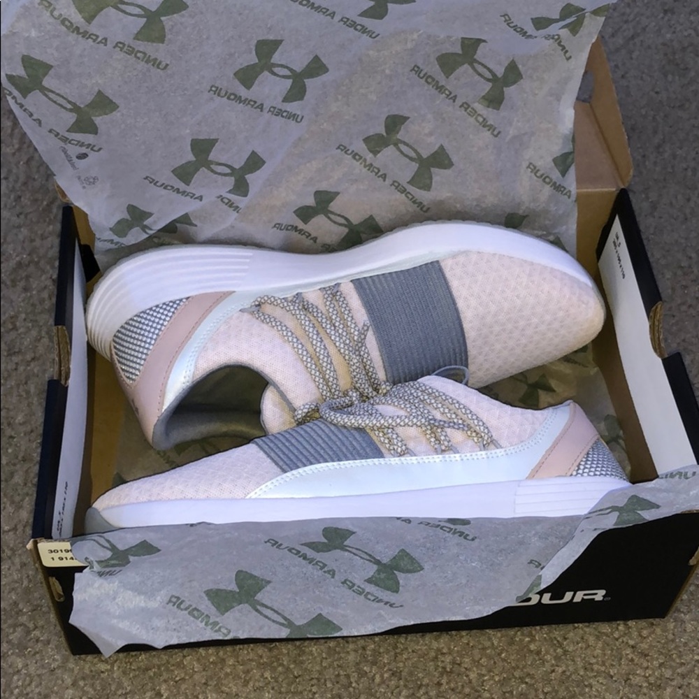 UA Women Breathe Lace (Pink Rose)